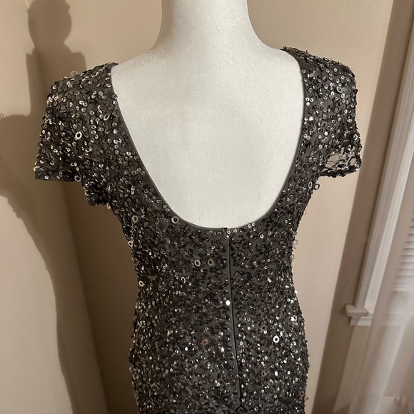 Adrianna Papell Women's Short-Sleeve All Over Sequin Gown in Gray - Picture 4 of 8